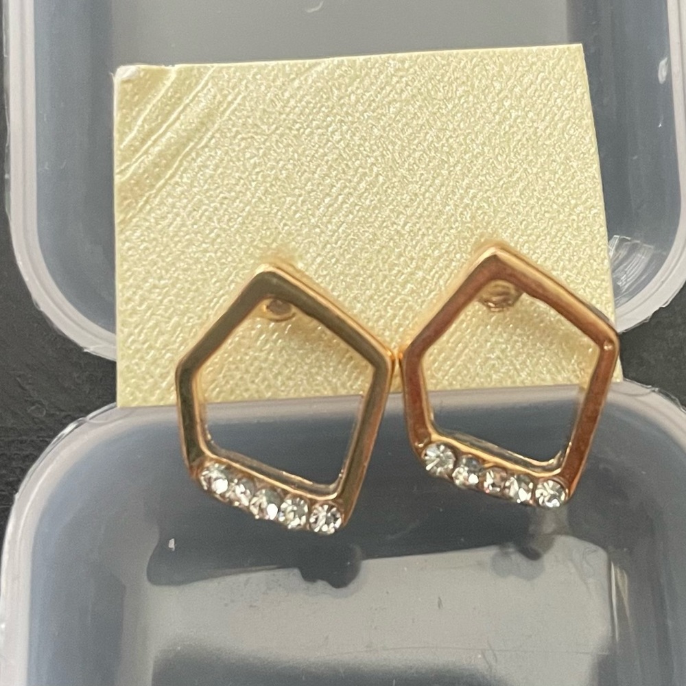 2/$15 New Gold Plated Geo Shaped Earrings With 5 Mini Crystals